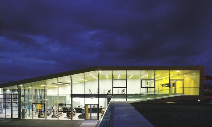 Dienstleistungszentrum in Wels (OÖ) . PAUAT-Architekten