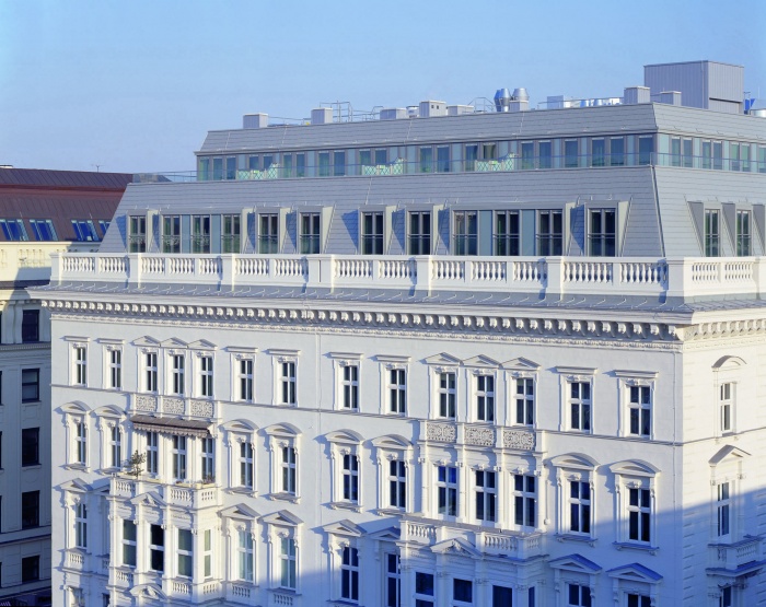 Dachausbau Hotel Sacher in Wien 1 . Architekturbüro Frank & Partner