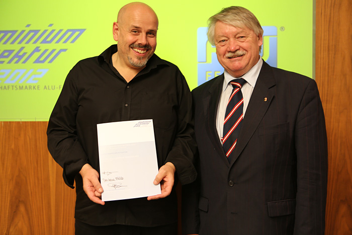 Bernhard Marte (Gewinner des AAP 2012) mit Wolfgang Großruck (Altbürgermeister)