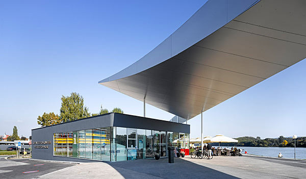 Schifffahrts- und Welterbezentrum in Krems . Najjar + Najjar Architekten